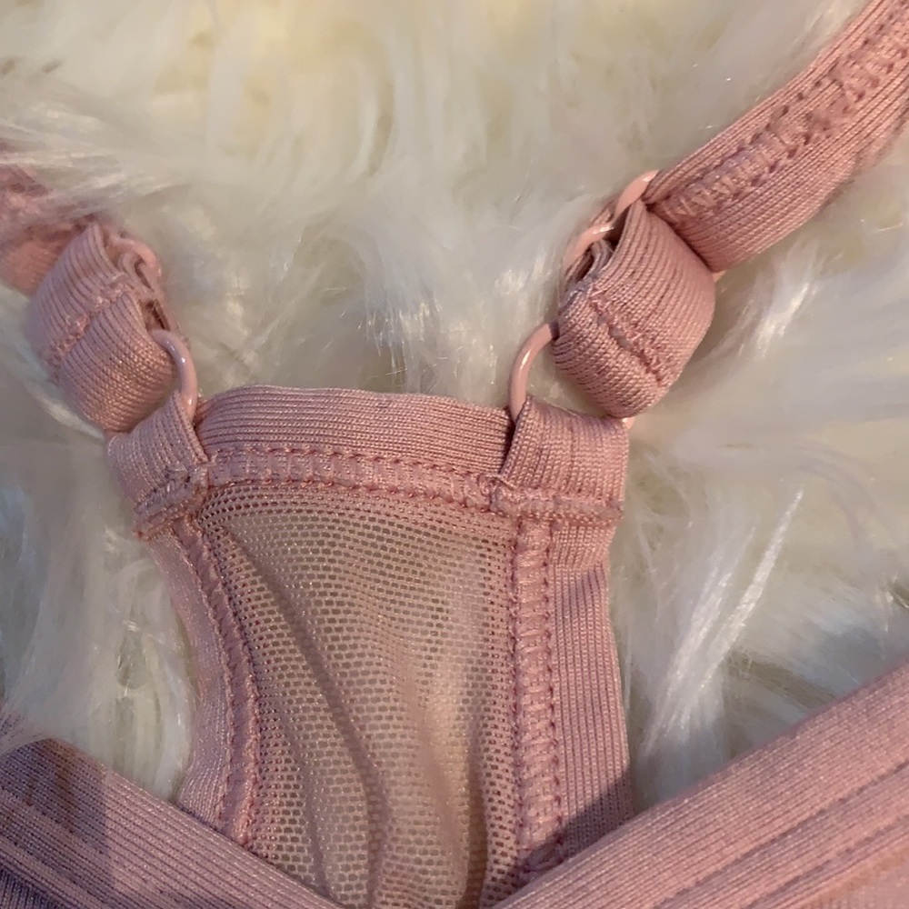 Pink !! - Picture 4 of 11
